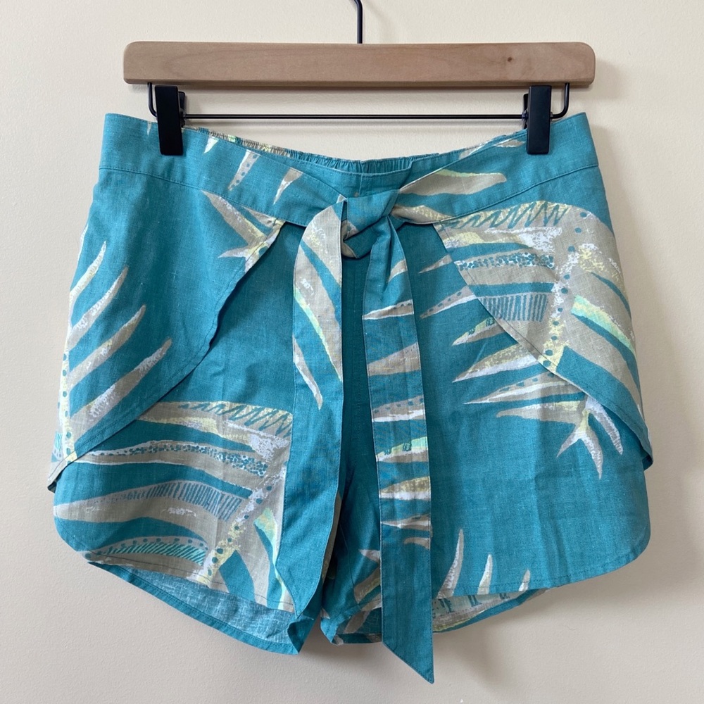 Patagonia Garden Island Shorts Tie Wrap Style M